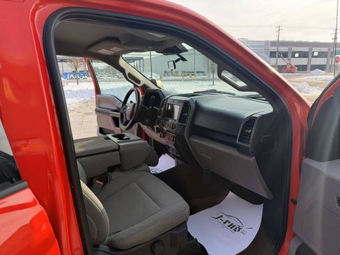 Used 2019 Ford F150 XLT w/ Max Trailer Tow Package image 14