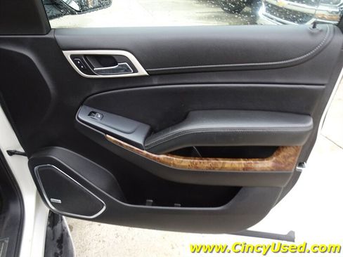 Used 2015 GMC Yukon XL Denali AWD/4WD image 29