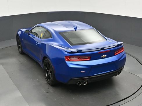 Used 2018 Chevrolet Camaro SS RWD image 55
