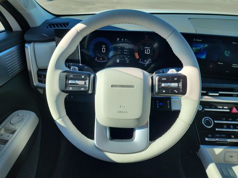 New 2026 Hyundai Santa Fe SE image 10