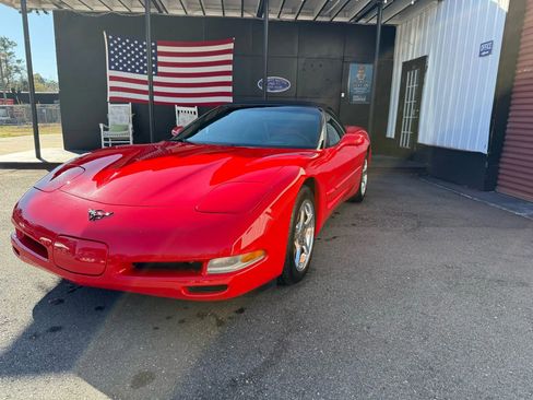 Used 2002 Chevrolet Corvette Convertible 2D w/ Preferred Equipment Group2 image 3