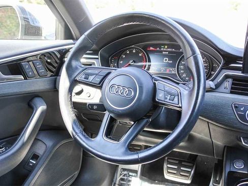 Used 2021 Audi A4 2.0T Premium w/ Convenience Package image 16
