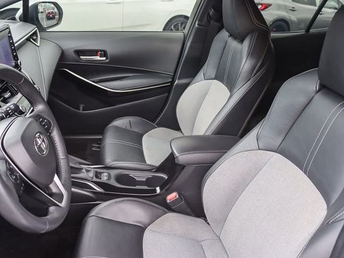 Used 2021 Toyota Corolla XSE image 16