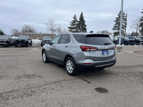 Used 2024 Chevrolet Equinox LT image 8