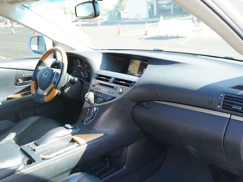 Used 2015 Lexus RX 450h FWD image 20