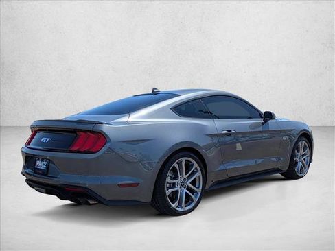 Used 2021 Ford Mustang GT Premium w/ Equipment Group 401A RWD image 5