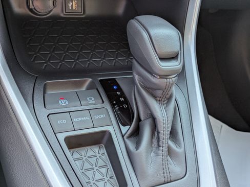 New 2025 Toyota RAV4 LE image 18