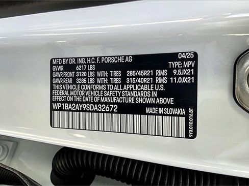 New 2025 Porsche Cayenne Coupe image 42