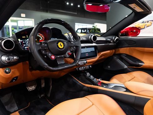 Certified 2023 Ferrari Portofino M image 24