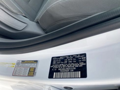 Used 2022 Hyundai Elantra Blue w/ Cargo Package image 13