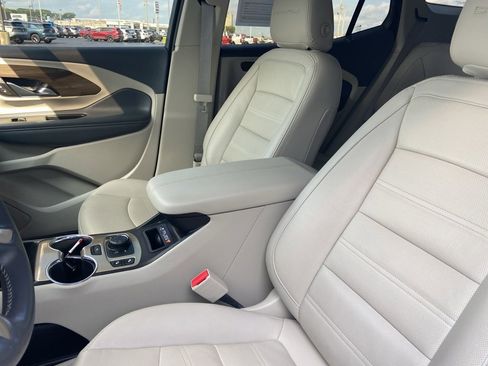 Certified 2022 GMC Terrain Denali image 11