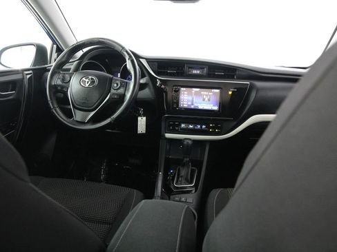 Used 2017 Toyota Corolla iM FWD image 10