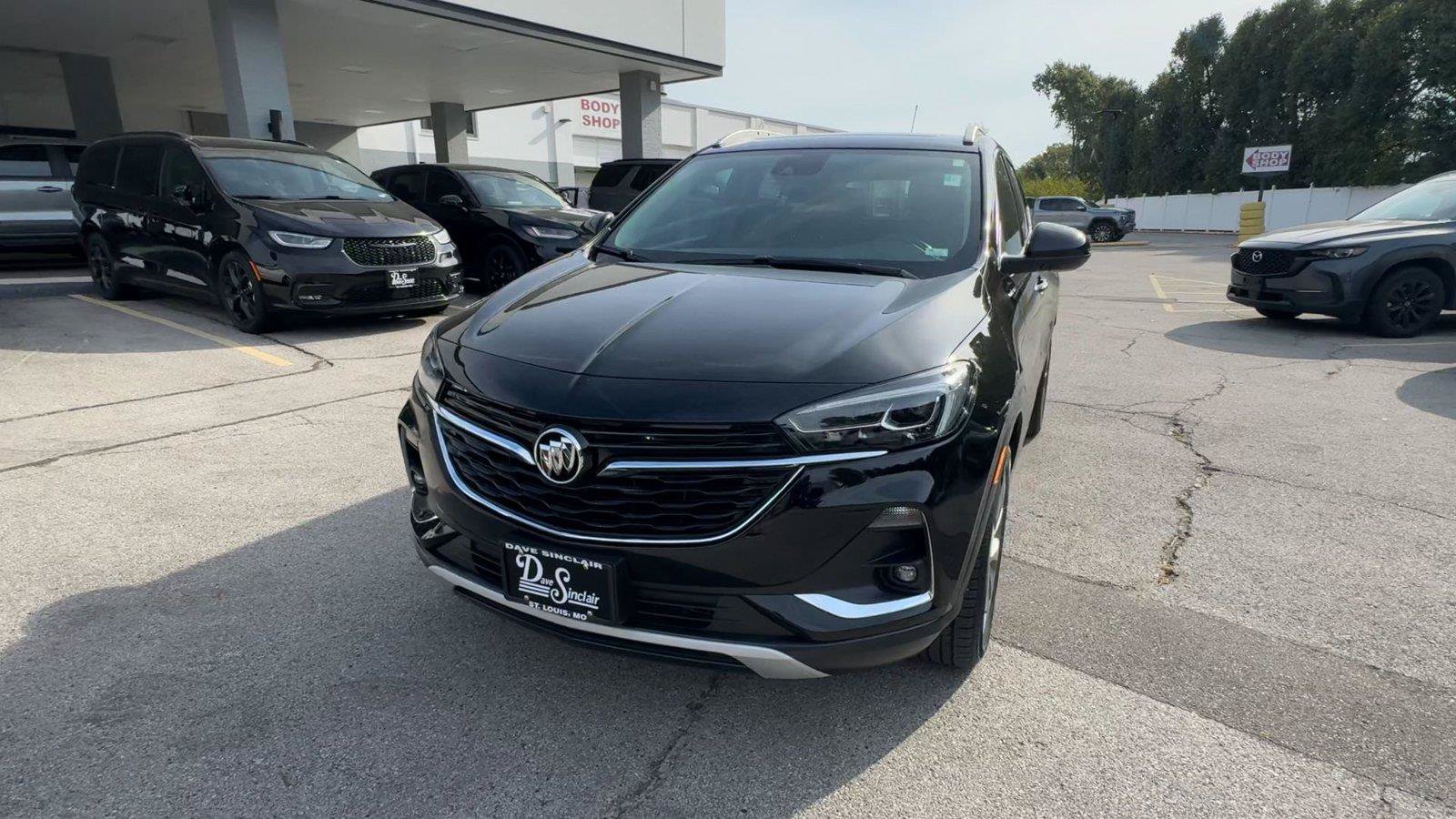 Used 2023 Buick Encore GX Essence w/ Experience Buick Package FWD image 4