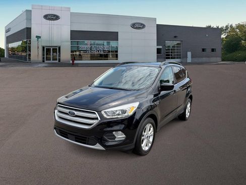 Used 2019 Ford Escape SEL FWD image 4