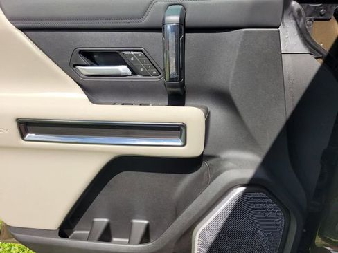 New 2026 GMC Hummer EV 4x4 Crew Cab image 20