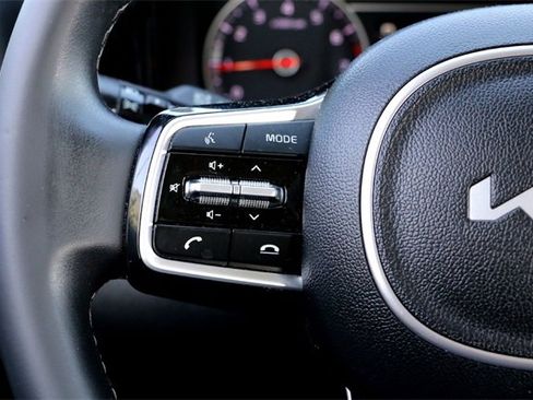 Used 2022 Kia Sorento SX image 14