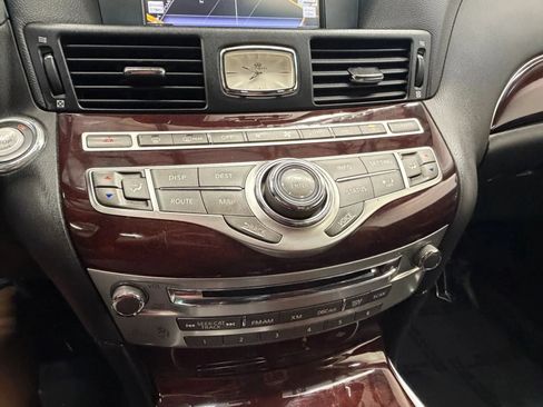 Used 2014 INFINITI Q70 3.7 w/ Premium Package AWD/4WD image 30