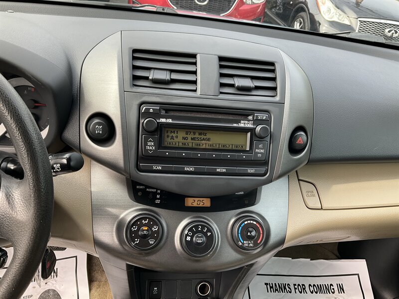 Used 2012 Toyota RAV4 4WD w/ Value Pkg image 24
