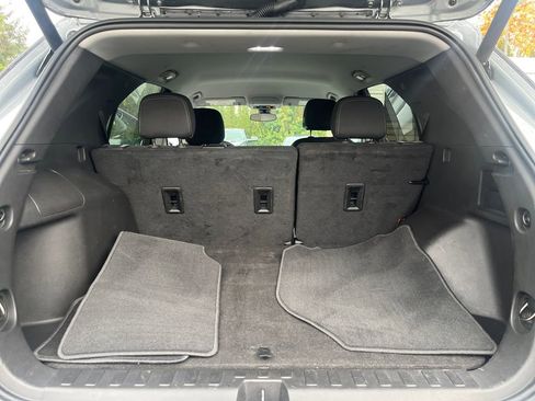 Used 2023 Chevrolet Equinox LT w/ Driver Convenience Package image 24