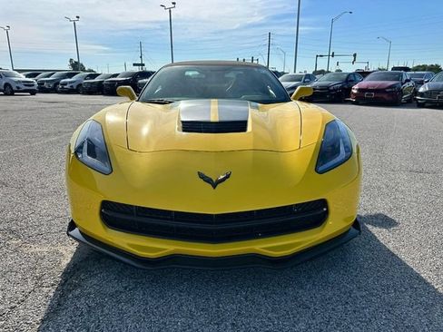 Used 2015 Chevrolet Corvette Stingray Convertible w/ Carbon Flash Badge Package RWD image 8