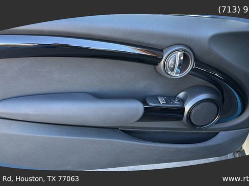 Used 2018 MINI Cooper S image 15