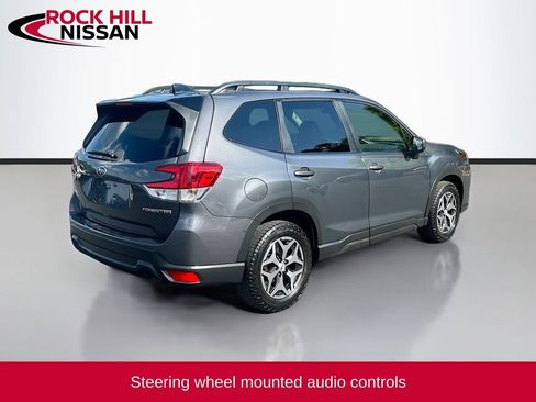 Used 2024 Subaru Forester Premium AWD/4WD image 7
