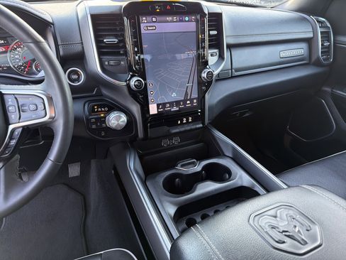 Used 2025 RAM 1500 Laramie image 29