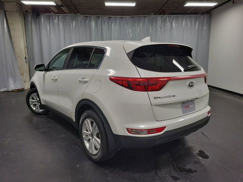Used 2019 Kia Sportage LX image 7