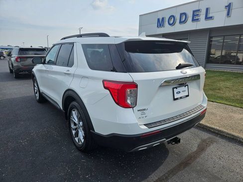 Used 2021 Ford Explorer XLT w/ Equipment Group 202A RWD image 8