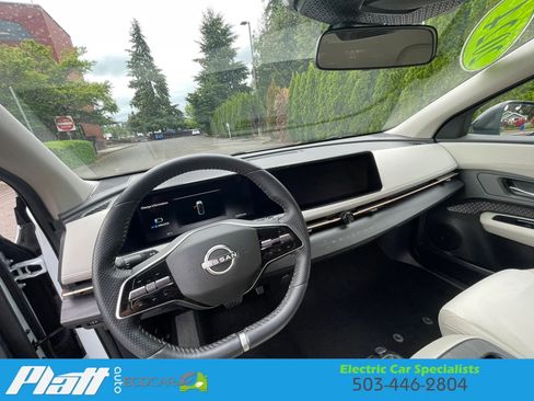 Used 2024 Nissan Ariya FWD image 38