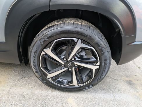 Used 2023 Chevrolet TrailBlazer RS image 4