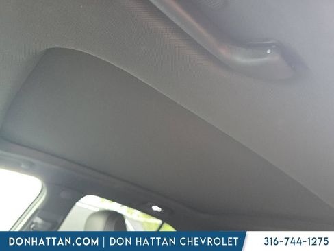 Used 2020 Cadillac XT4 Premium Luxury w/ Cold Weather Package AWD/4WD image 8