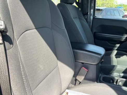 Used 2019 Jeep Wrangler Unlimited Sport AWD/4WD image 23