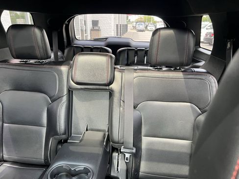 Used 2019 Ford Explorer Sport w/ Equipment Group 401A AWD/4WD image 16