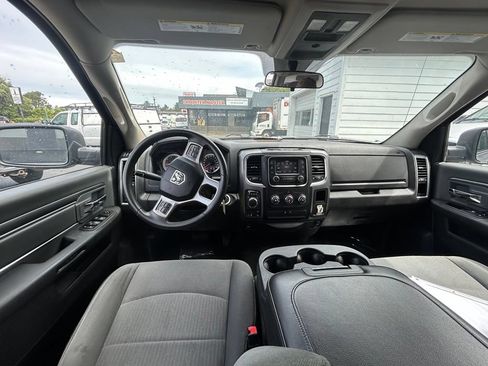 Used 2021 RAM 1500 Classic SLT AWD/4WD image 14