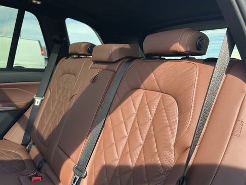 New 2026 BMW X5 sDrive40i w/ Climate Comfort Package image 17