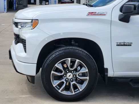 Used 2024 Chevrolet Silverado 1500 RST w/ Convenience Package II image 10