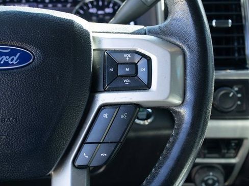 Used 2020 Ford F250 Lariat w/ Lariat Ultimate Package AWD/4WD image 14