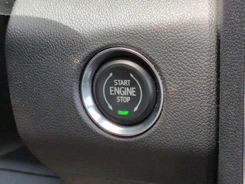 Used 2025 GMC Acadia Elevation FWD image 30