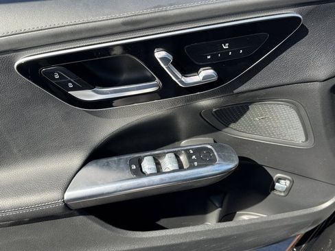 Used 2023 Mercedes-Benz C 300 Sedan image 19