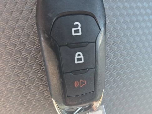 Used 2022 Ford F250 XL w/ Power Equipment Group AWD/4WD image 39