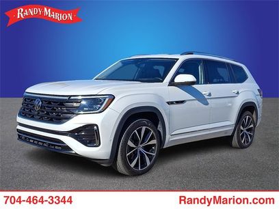 Used 2024 Volkswagen Atlas SEL Premium R-Line