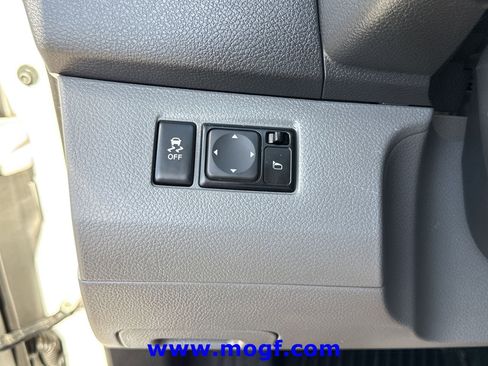 Used 2020 Nissan NV200 SV image 13