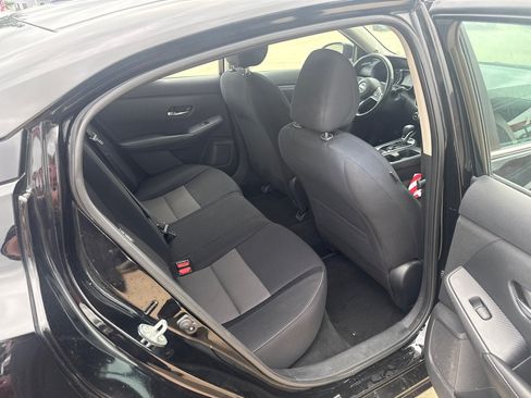 Used 2021 Nissan Sentra SV FWD image 13