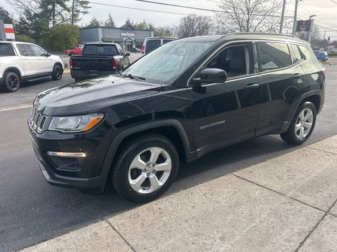 Used 2018 Jeep Compass Latitude w/ Popular Equipment Group image 6