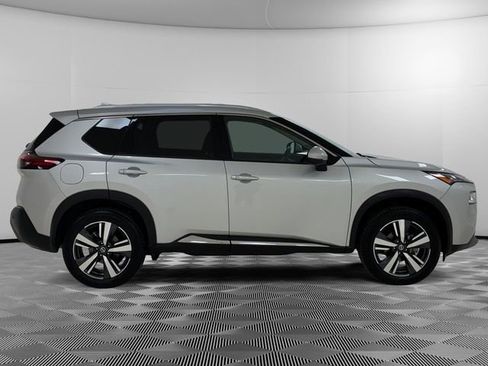 Used 2021 Nissan Rogue SL w/ Premium Package AWD/4WD image 6