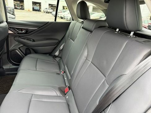 Used 2025 Subaru Outback Limited AWD/4WD image 22