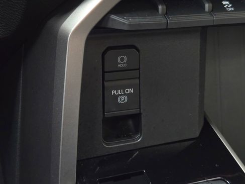 Used 2023 Toyota Tundra Limited image 18