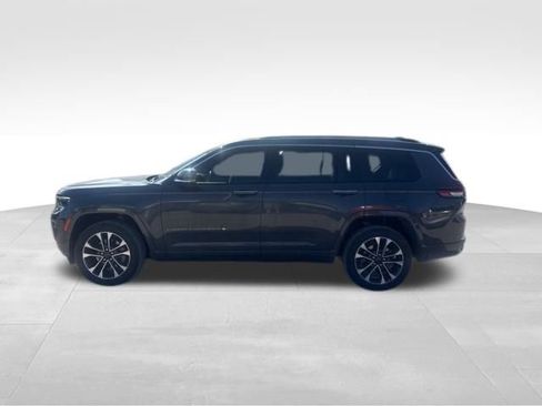 Used 2021 Jeep Grand Cherokee L Overland w/ Luxury Tech Group IV image 2