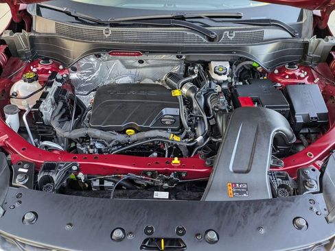 Used 2025 Chevrolet Trax LT w/ LT Convenience Package image 30